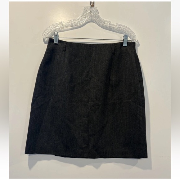 Talbots Gray Wool Blend Wrap Skirt Womens Size 14 (1876) - Picture 2 of 2